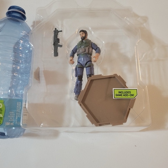 HALO Jazwares WCT Pilot Infinite 3 75in - Picture 2 of 4
